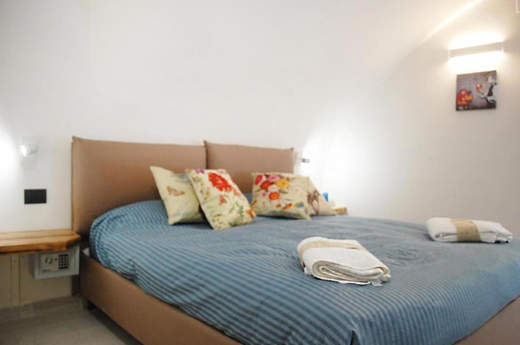 Apartment Legnosuites 3 3 Bathrooms Group And Family By Houseinnaples Naples