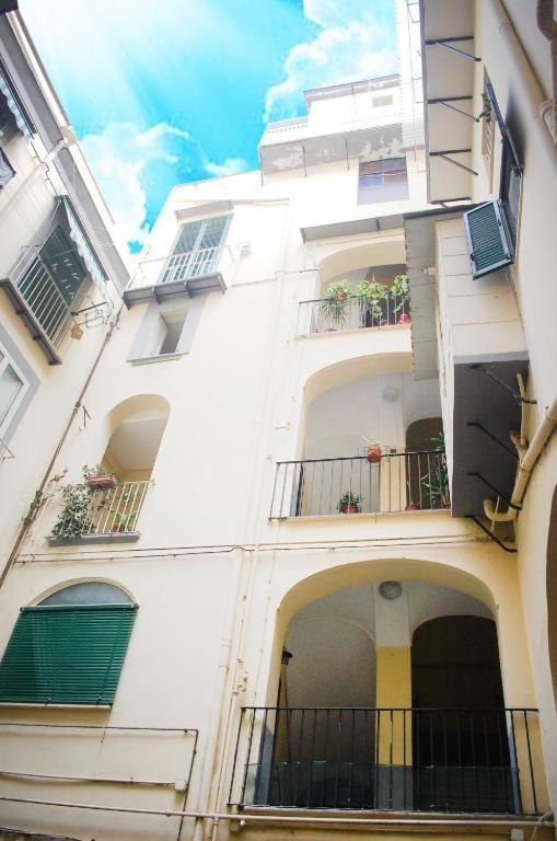 Apartment Legnosuites 3 3 Bathrooms Group And Family By Houseinnaples